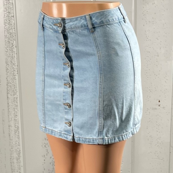 *Forever 21 Women's Denim Button Down Mini Skirt Sz M - Picture 7 of 11